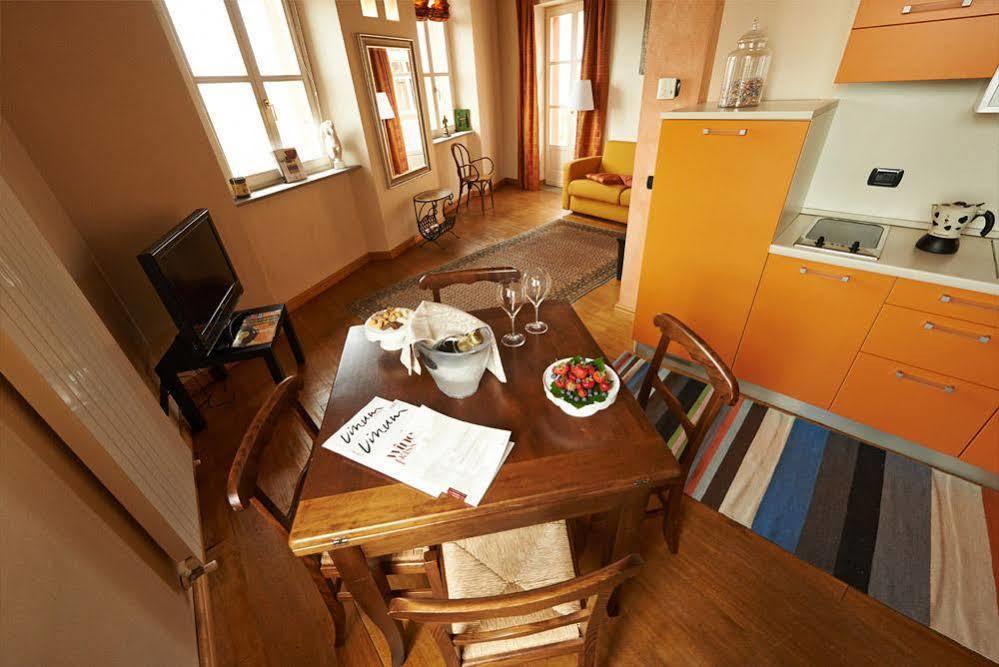 Felicin - Ristorante Albergo "Dimora Storica" Монфорте-д'Альба Экстерьер фото