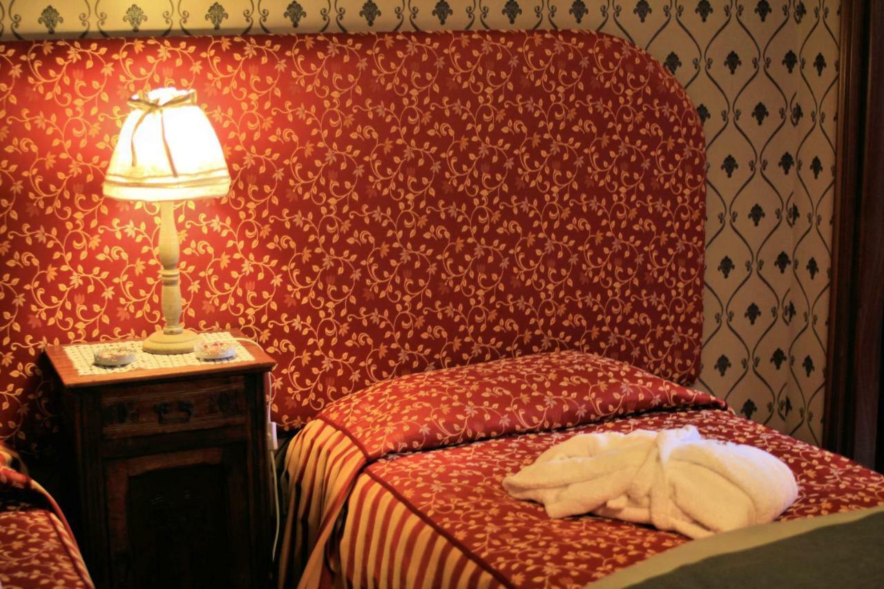Felicin - Ristorante Albergo "Dimora Storica" Монфорте-д'Альба Экстерьер фото